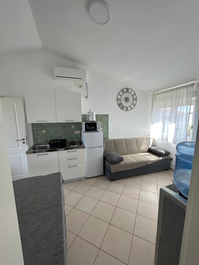 Apartments Duda วีร์ ภายนอก รูปภาพ